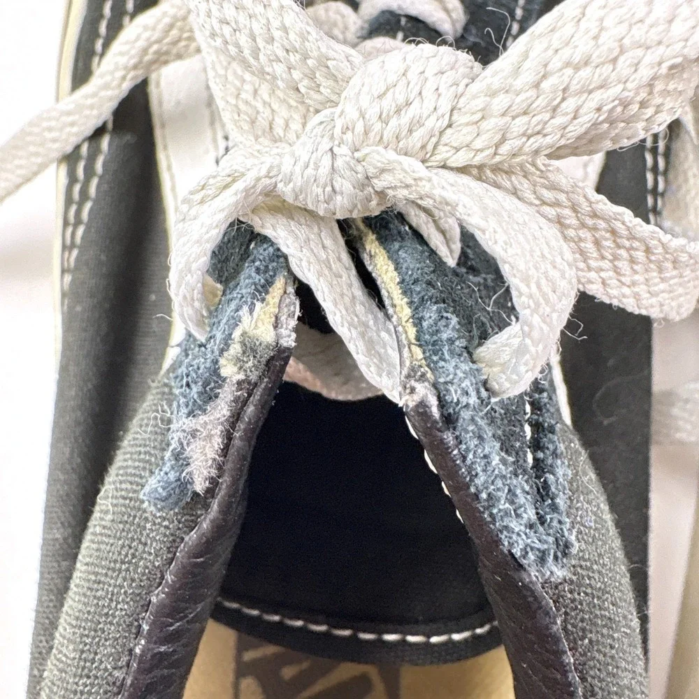 Vans Old Skool Low Top Skate Shoes M 7‎ W 8.5 Black White Canvas Suede - Picture 16 of 16